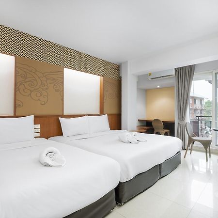 Cozytel Chiangmai Otel Chiang Mai Dış mekan fotoğraf