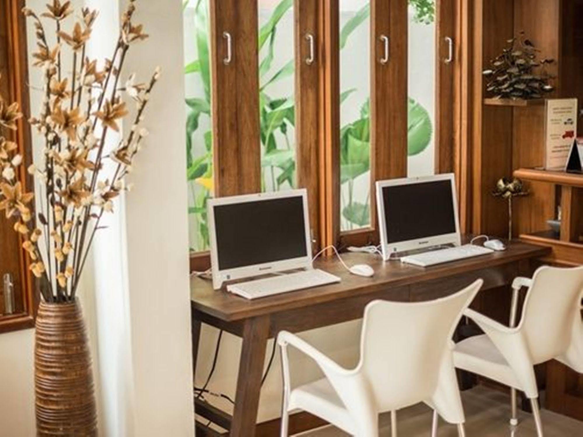 Cozytel Chiangmai Otel Chiang Mai Dış mekan fotoğraf