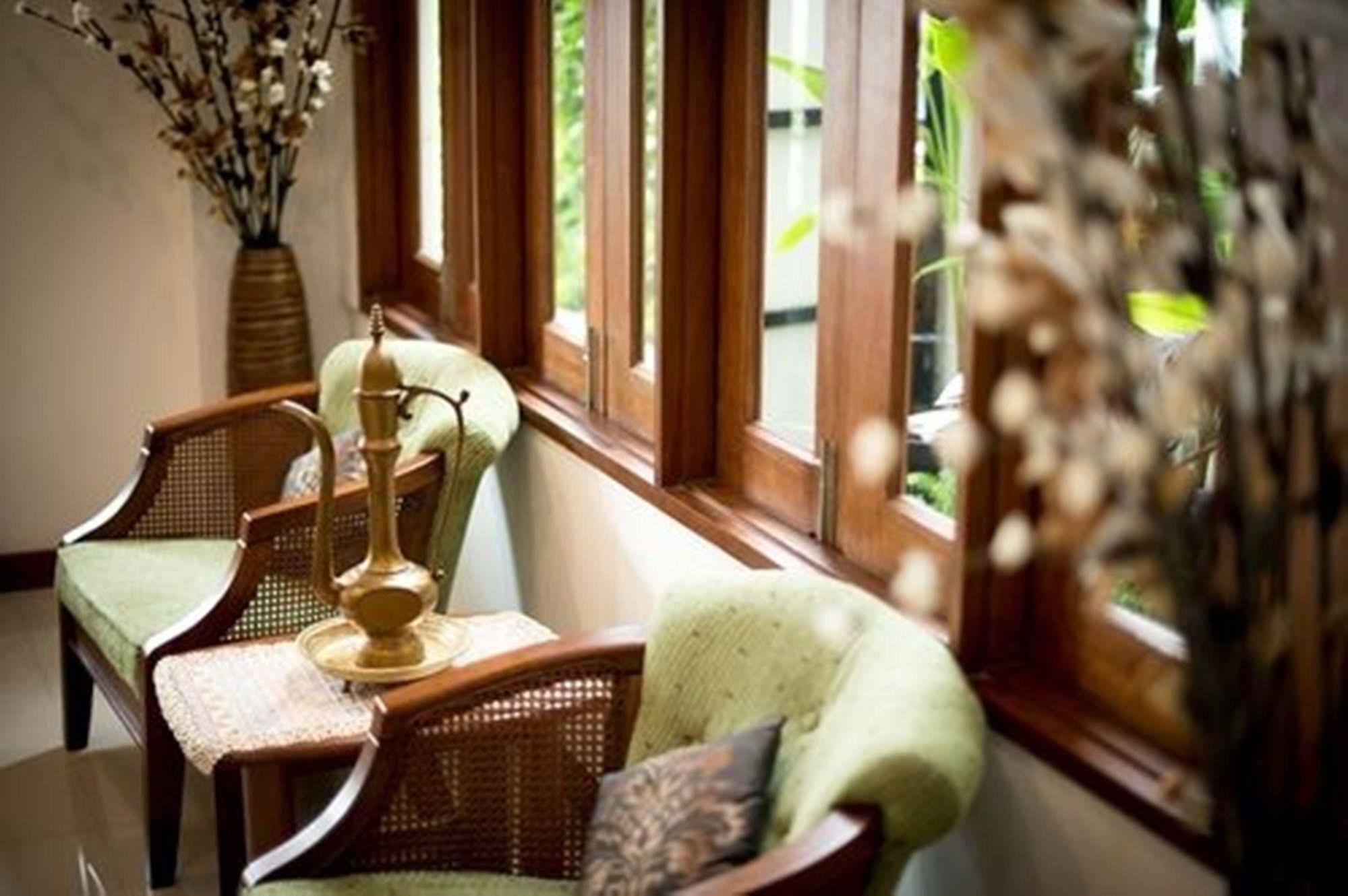 Cozytel Chiangmai Otel Chiang Mai Dış mekan fotoğraf