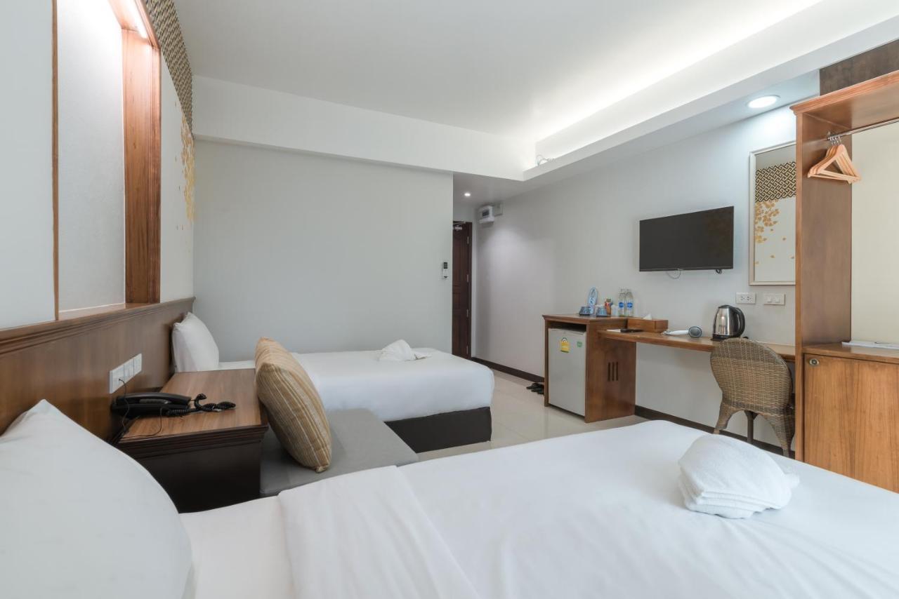 Cozytel Chiangmai Otel Chiang Mai Dış mekan fotoğraf