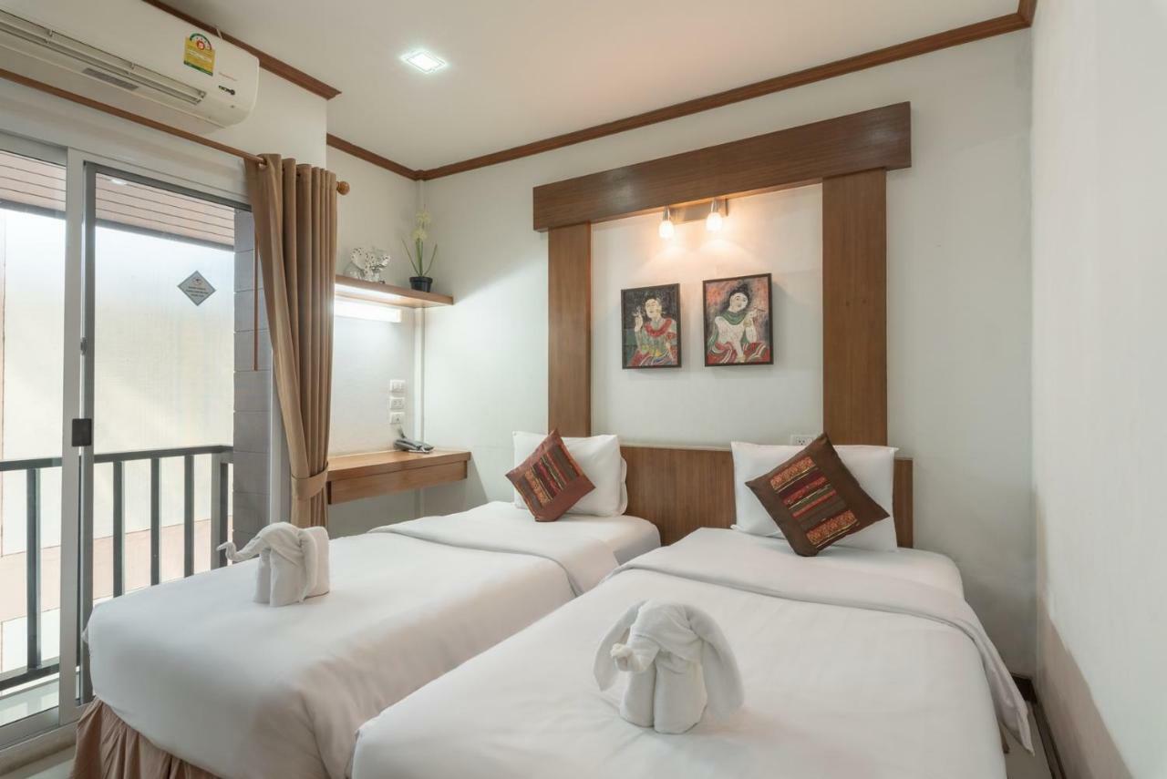 Cozytel Chiangmai Otel Chiang Mai Dış mekan fotoğraf